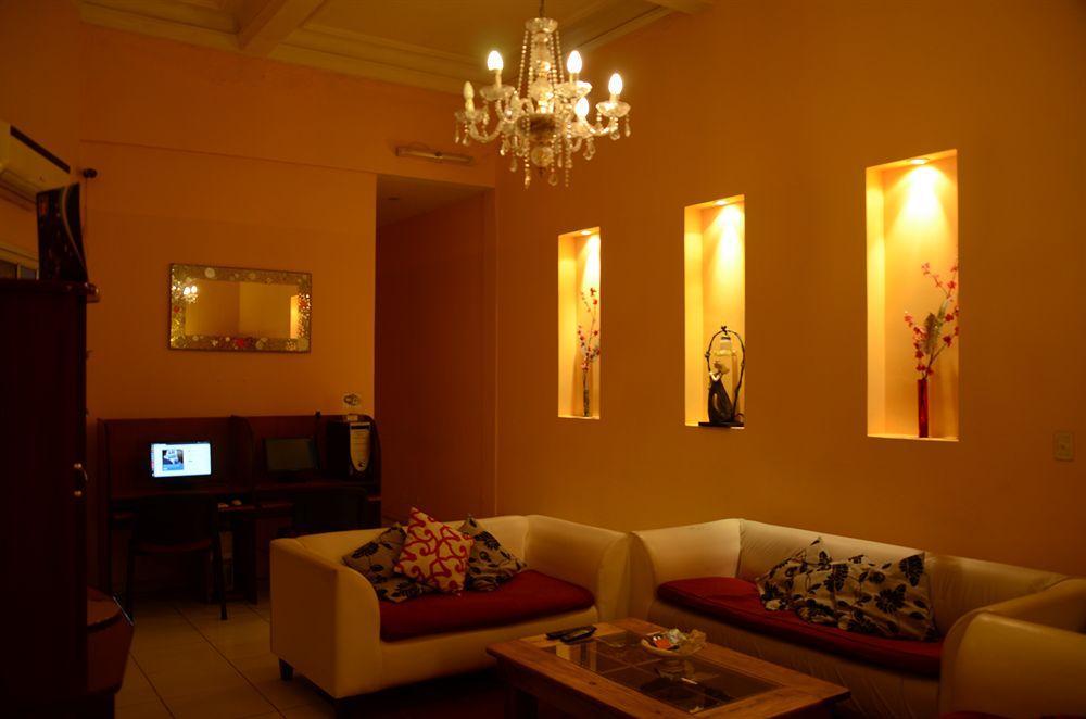 Maison Colonial Hostel